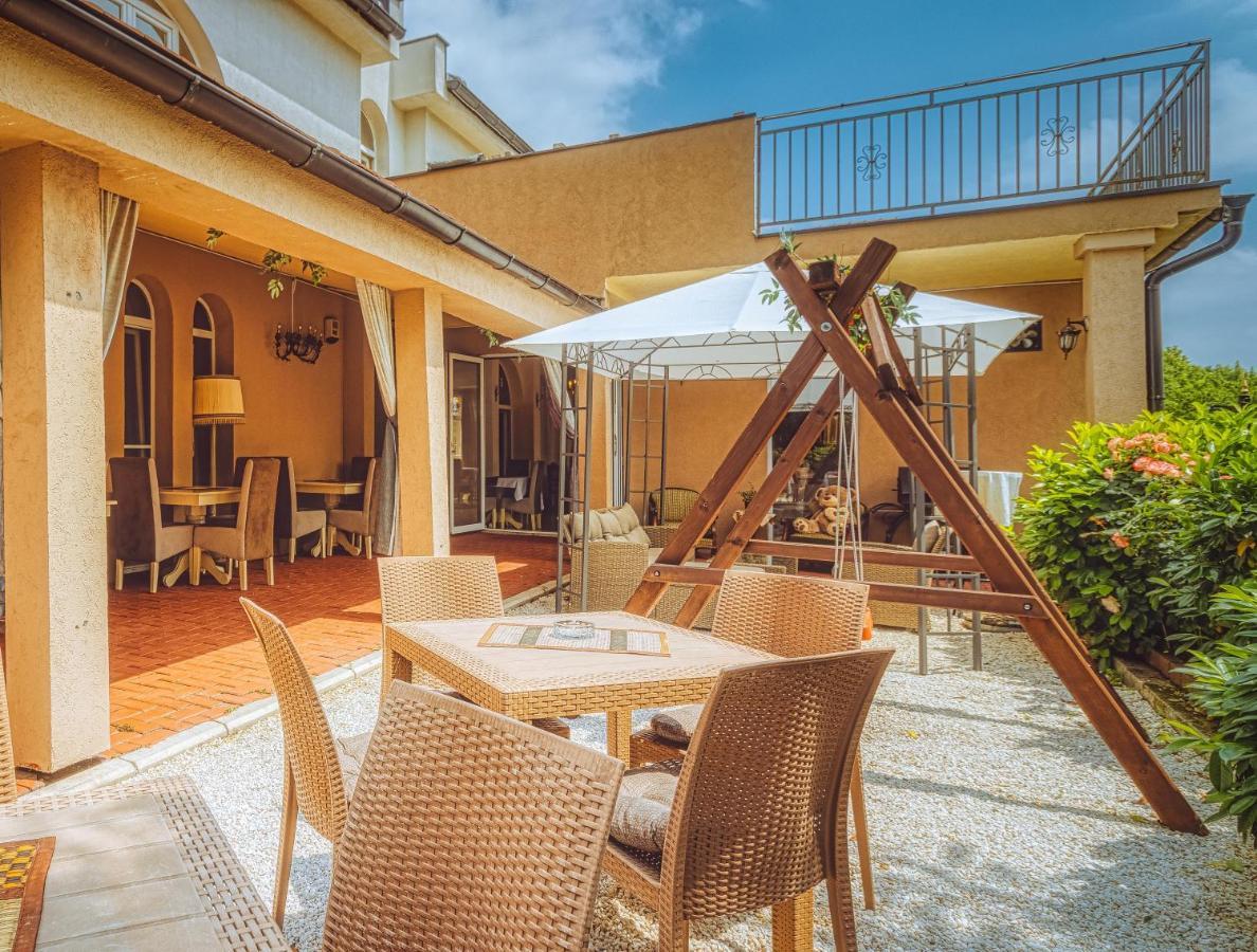 Vila Rococo Belgrade Luaran gambar