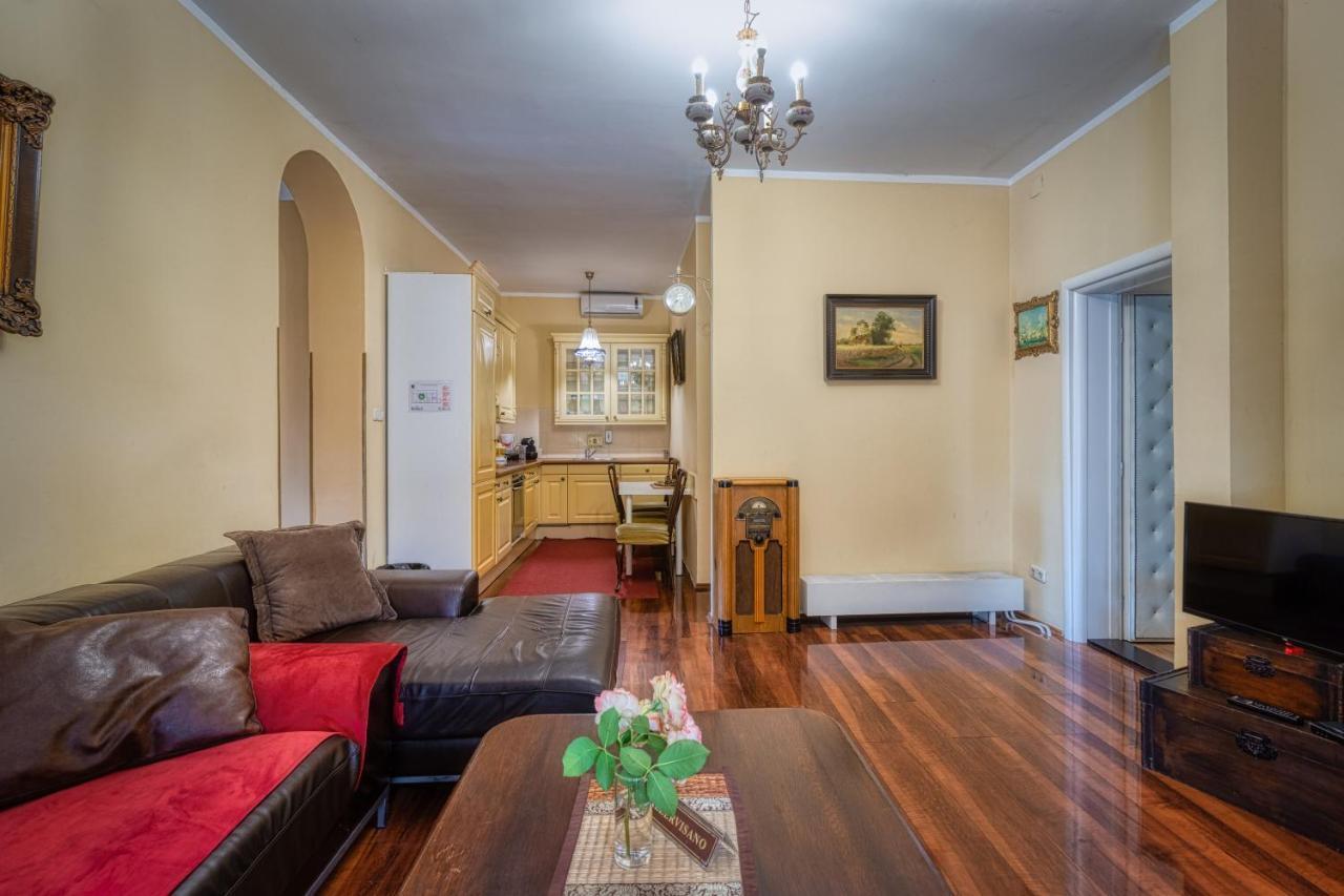 Vila Rococo Belgrade Luaran gambar